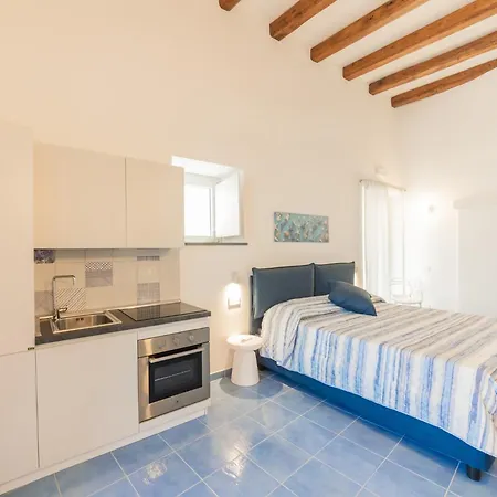 Daire Archi Canneto (Lipari)